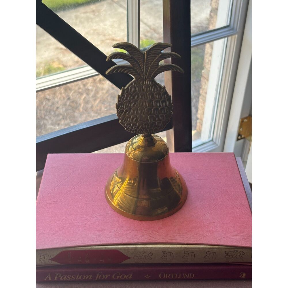 7.5" Vintage Brass Pineapple Bell - Mid-Century Hollywood Regency Decor